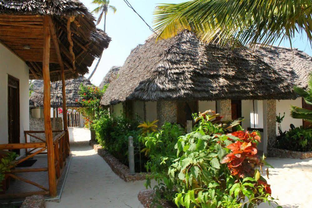 Jambiani White Sands Bungalows Exterior photo